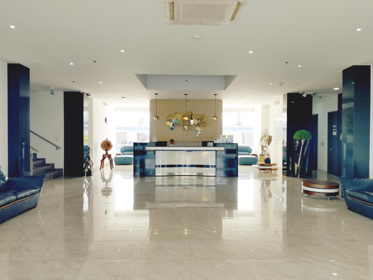 Hotel Royal Elim International San Antonio  Exterior foto Lobby