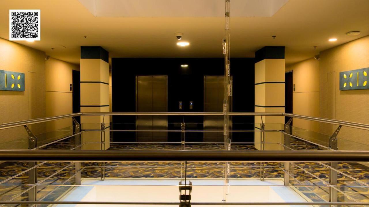 Hotel Royal Elim International San Antonio  Exterior foto The interior of the hotel