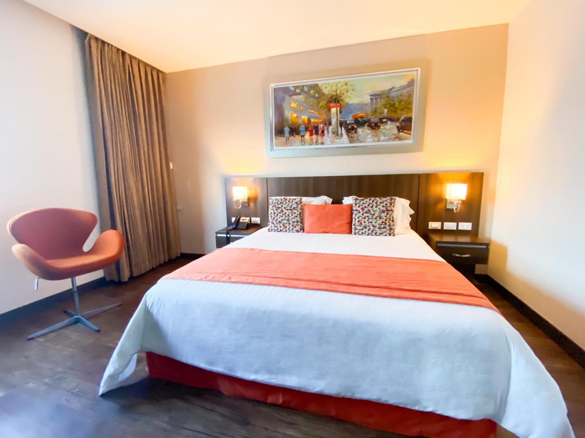 Hotel Royal Elim International San Antonio  Exterior foto A room at the hotel